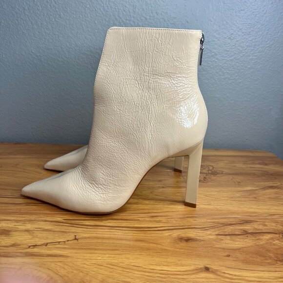 Schutz Viha Patent Leather Bootie‎ Womens 10 Pointed Toe Heel Eggshell - Picture 2 of 16